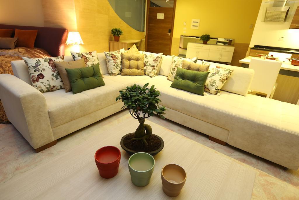 Delora Hotel And Suites Chtaura Oda fotoğraf